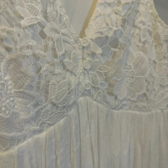 J Gee Lace Dress // size Small - Picture 3 of 3